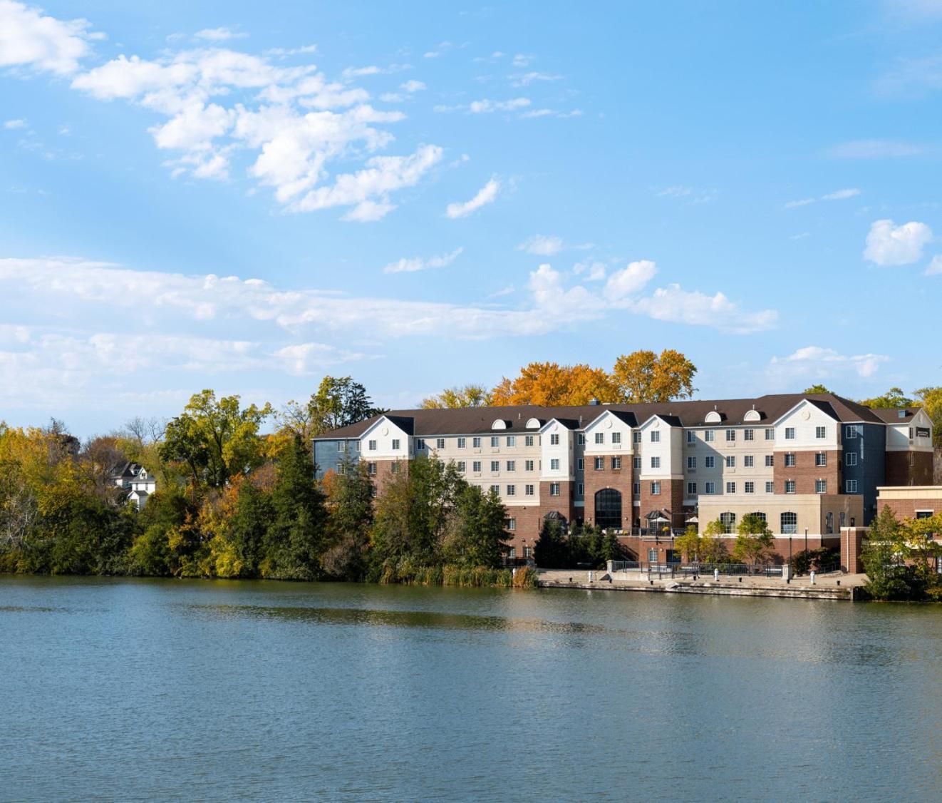 Staybridge Suites Rochester University, An Ihg Hotel Exterior photo